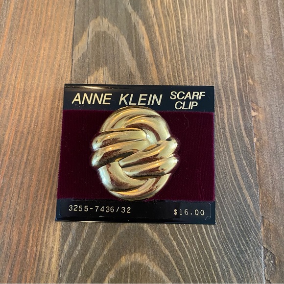 Ann Klein Golden Scarf Brooch Clip with Snap Closure - Picture 1 of 2